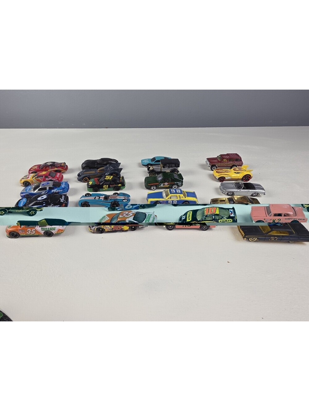 Large Lot (20) NASCAR/Hot Wheels 1/64 Loose Action/Racing Champs Dale Earnhart++